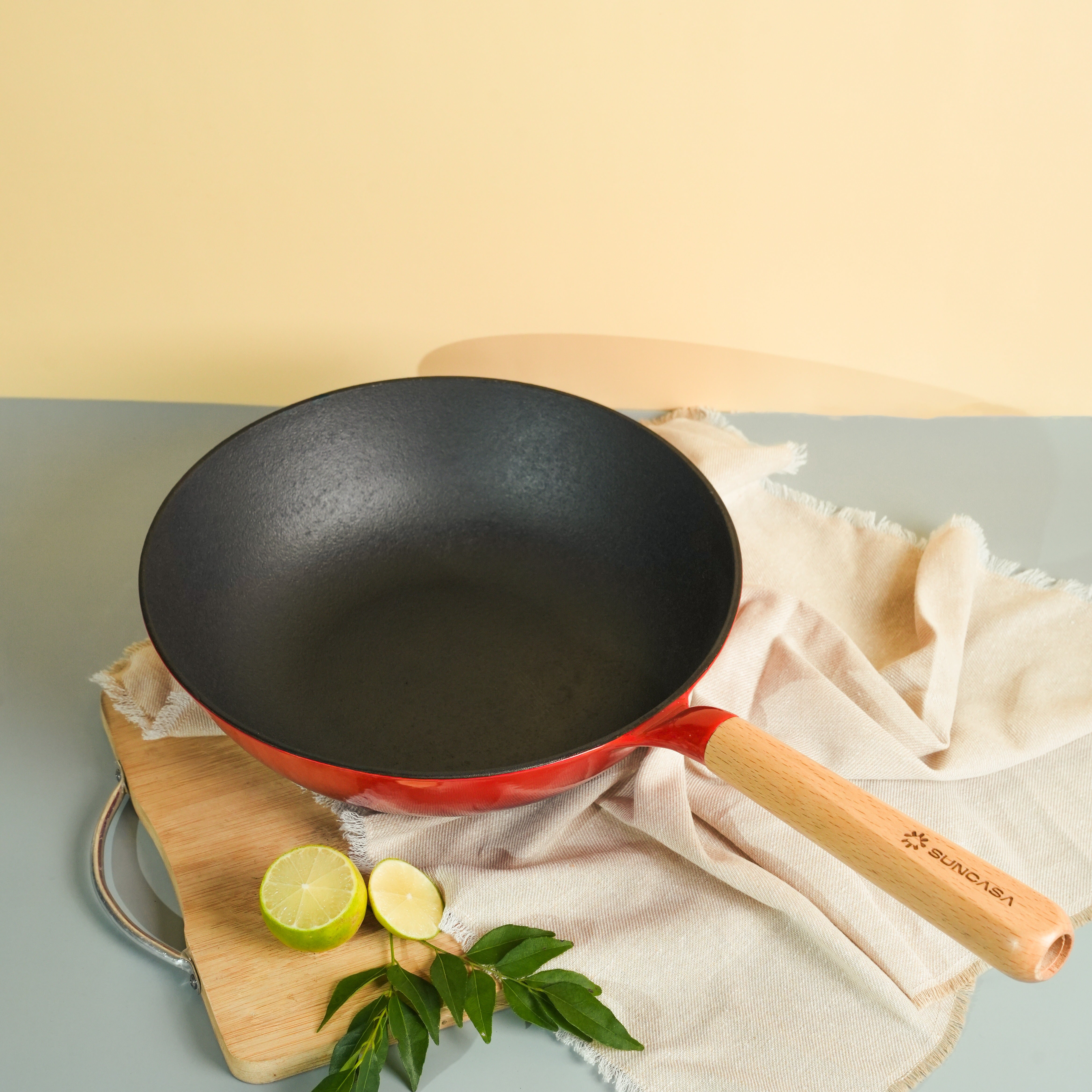 SUNCASA Castella Pre Seasoned Cast Iron Frypan, 24cm/ 1.3L