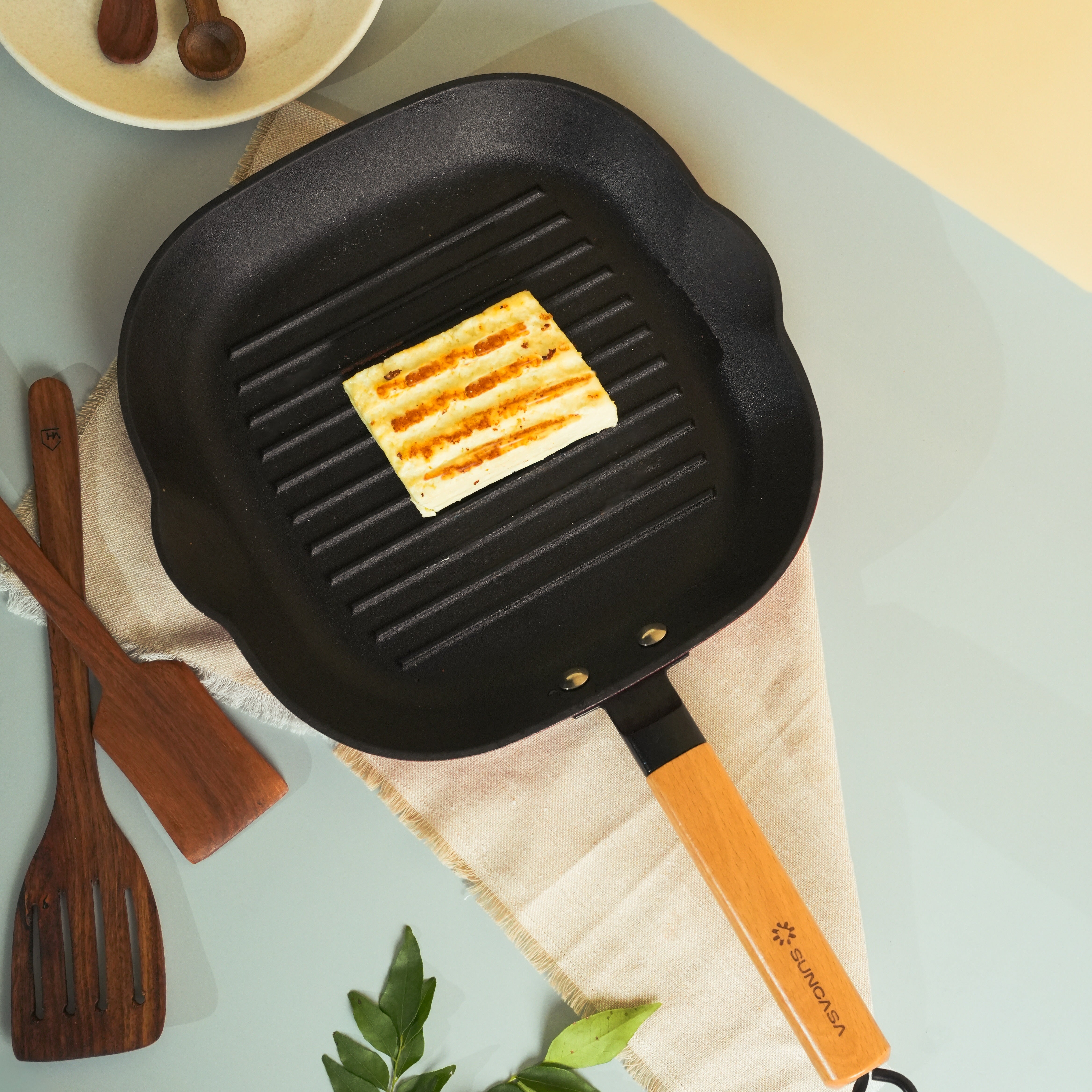 SUNCASA Castella Pre Seasoned Cast Iron Grillpan, 28cm/ 1.7L