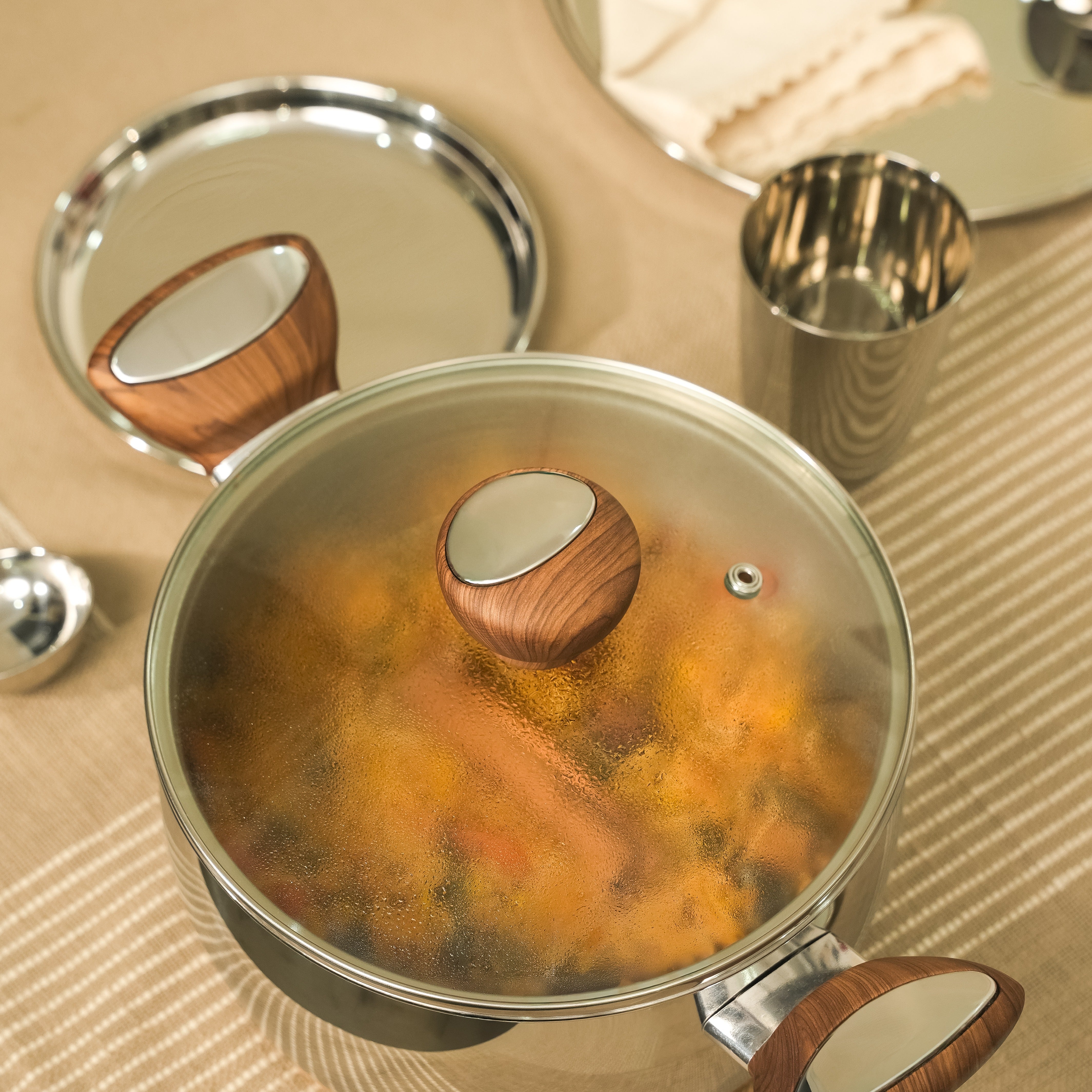 SUNCASA Impact pro Luxe Belly Casserole with Glass lid, 16 cm